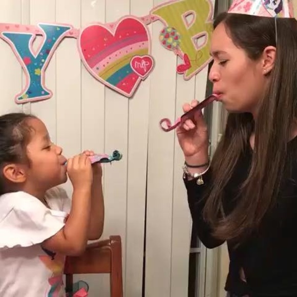 Meet your Posher, Monica - Picture 1 of 1